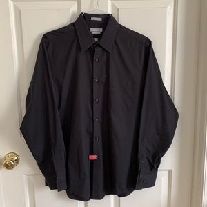 Van Heusen Poplin Fitted Men’s Dress Shirt